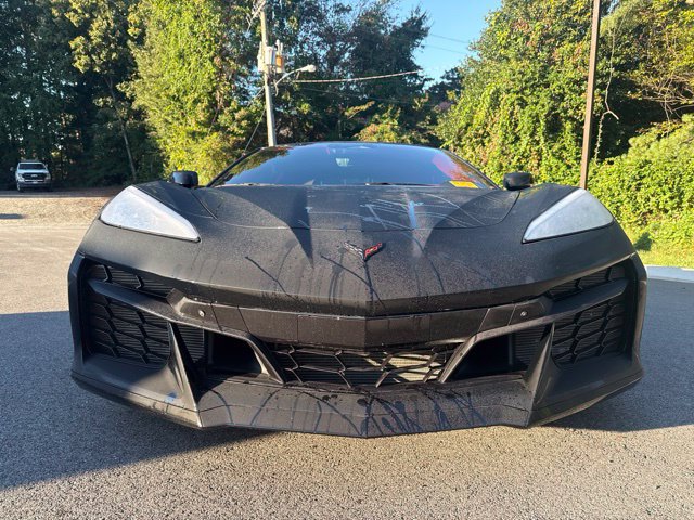 Used 2024 Chevrolet Corvette Z06 RWD image 7