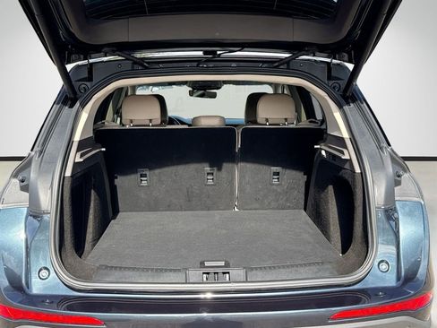 Used 2022 Lincoln Corsair Reserve w/ Equipment Group 201A image 12