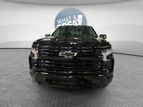 Certified 2025 Chevrolet Silverado 1500 RST AWD/4WD image 9