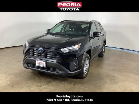 Used 2024 Toyota RAV4 XLE w/ Convenience Package AWD/4WD image 1