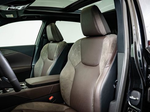 Certified 2025 Lexus RX 350 w/ Convenience Package image 21