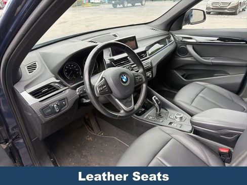 Used 2021 BMW X1 xDrive28i w/ Convenience Package AWD/4WD image 4