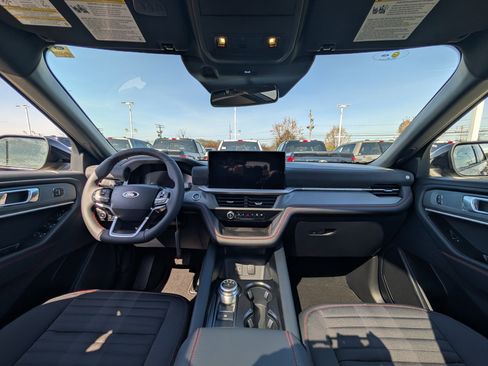 New 2026 Ford Explorer ST-Line image 17