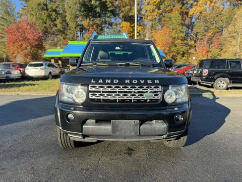 Used 2011 Land Rover LR4 HSE image 2