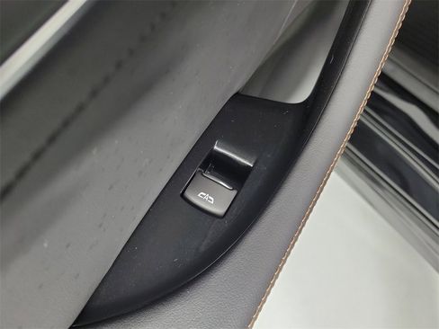 Used 2021 Cadillac CT5 Sport w/ Climate Package image 13