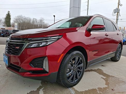 Certified 2022 Chevrolet Equinox RS w/ RS Leather Package image 3