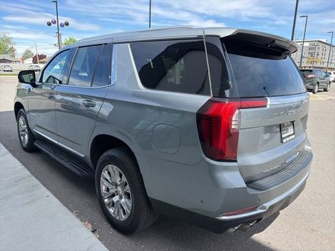 Used 2025 GMC Yukon Denali AWD/4WD image 5