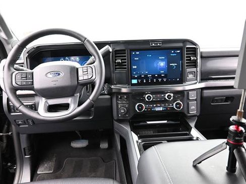Used 2025 Ford F250 Lariat w/ Black Appearance Package AWD/4WD image 15