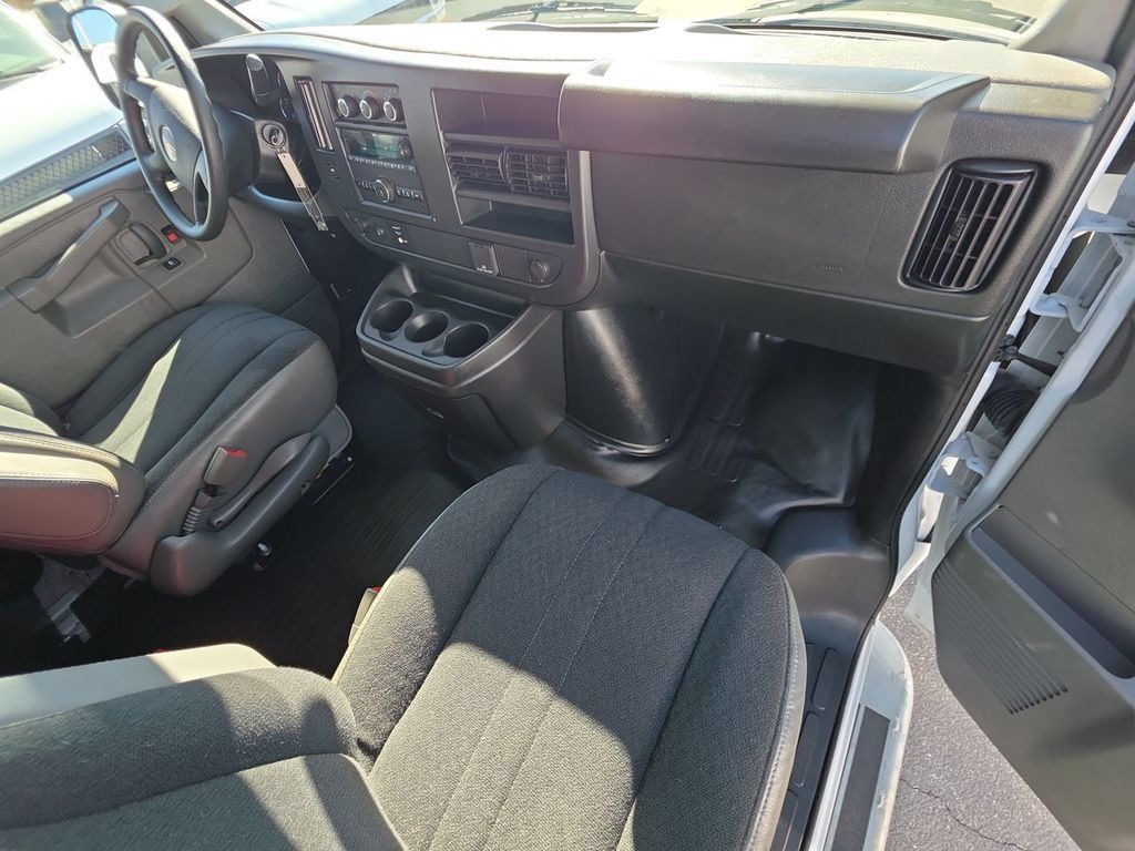 Used 2024 GMC Savana 2500 w/ Driver Convenience Package RWD image 28