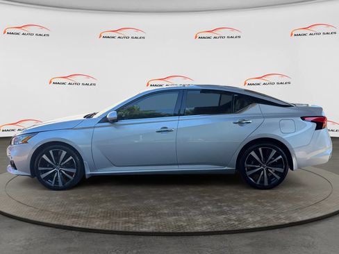 Used 2021 Nissan Altima 2.5 Platinum AWD/4WD image 7