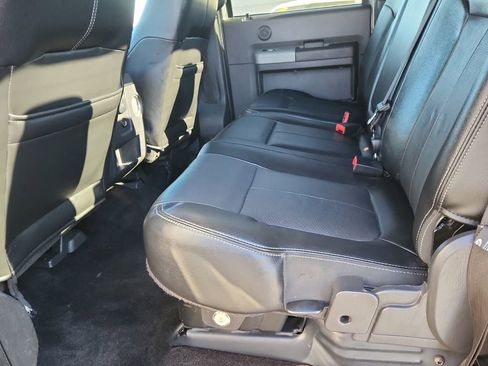 Used 2014 Ford F250 Lariat w/ Lariat Interior Package image 10