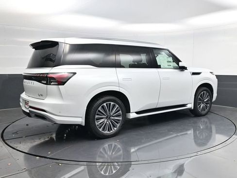New 2026 INFINITI QX80 Luxe w/ Cargo Package image 3