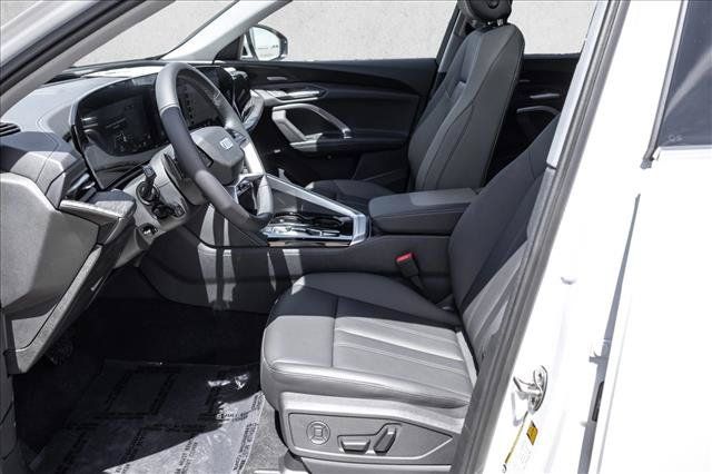 New 2026 Audi Q5 Premium Plus AWD/4WD image 12
