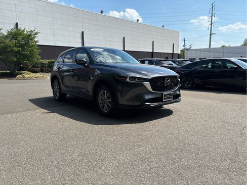 Used 2023 MAZDA CX-5 AWD 2.5 S image 3