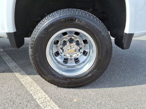 Certified 2024 Chevrolet Silverado 3500 High Country w/ Technology Package image 14