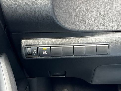 Used 2026 Toyota Corolla LE FWD image 36