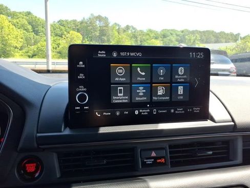 Used 2024 Honda Pilot TrailSport image 18