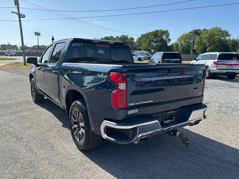Used 2020 Chevrolet Silverado 1500 LT w/ Texas Edition AWD/4WD image 3