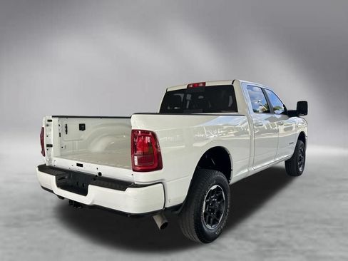 Used 2026 RAM 2500 Laramie AWD/4WD image 3