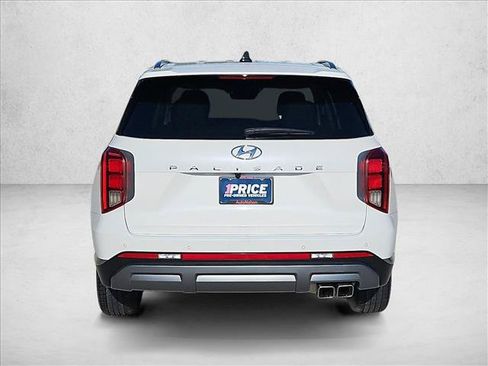 Used 2025 Hyundai Palisade SEL FWD image 7