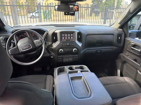 Used 2024 GMC Sierra 2500 Pro AWD/4WD image 18