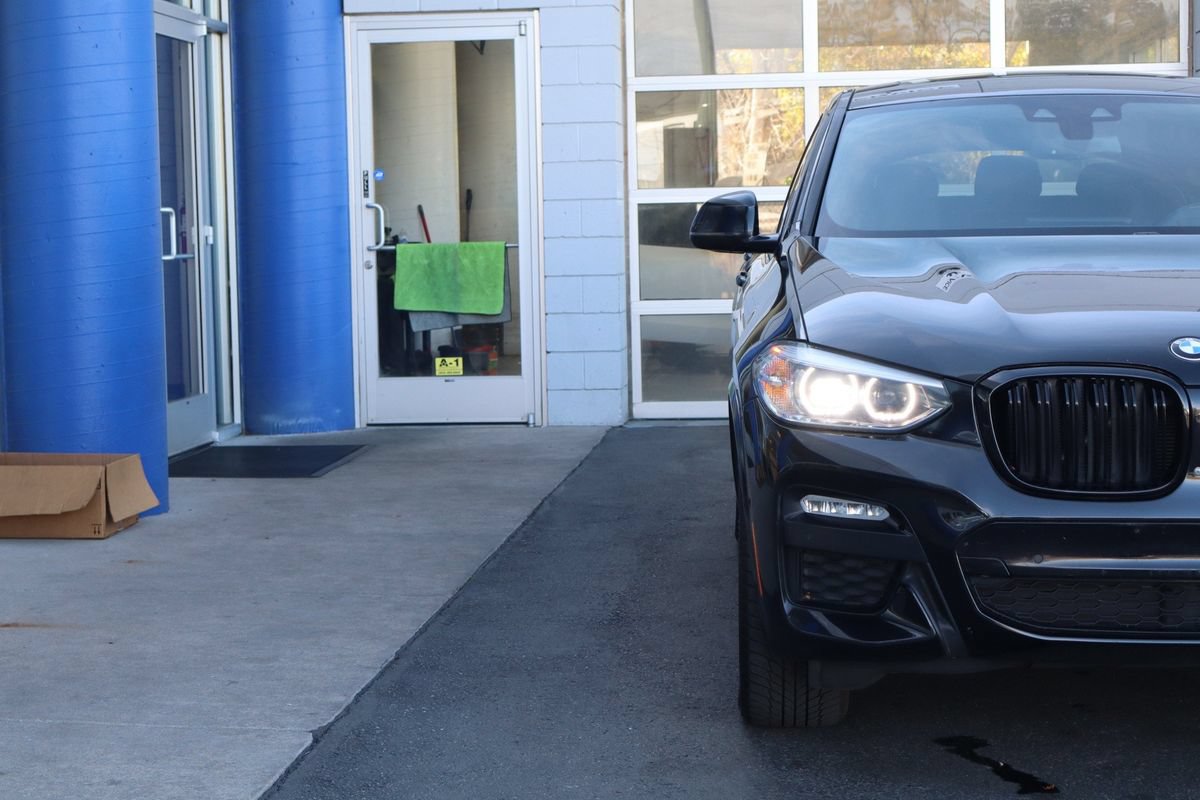 Used 2019 BMW X4 xDrive30i w/ M Sport Package AWD/4WD image 31