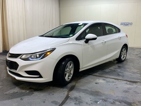 Used 2018 Chevrolet Cruze LT image 37
