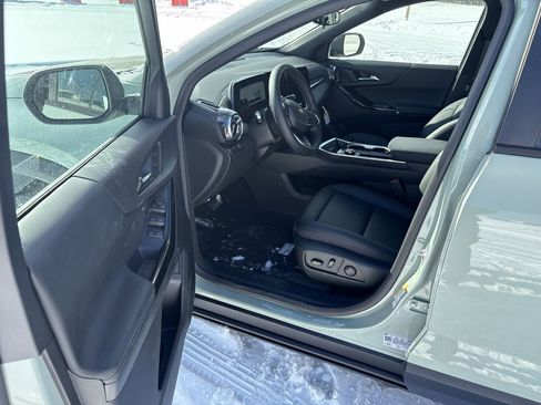 New 2026 Chevrolet Equinox LT w/ Convenience Package II image 18