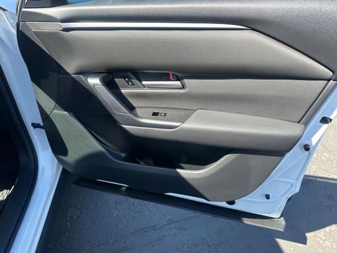 Used 2025 MAZDA CX-50 AWD 2.5 S w/ Preferred Package image 21