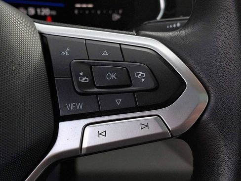 Certified 2023 Volkswagen Jetta SE w/ Panoramic Sunroof Package image 20