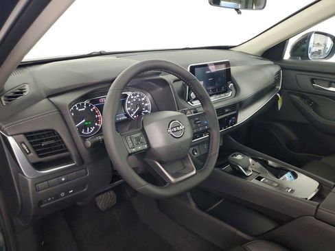 New 2026 Nissan Rogue SV image 12