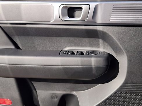 Used 2025 Hyundai Santa Fe SE image 24