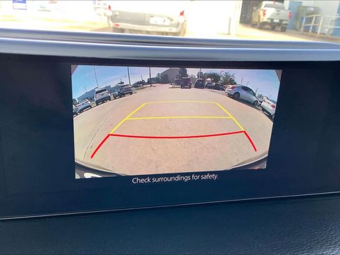 Used 2023 MAZDA MAZDA3 s image 25