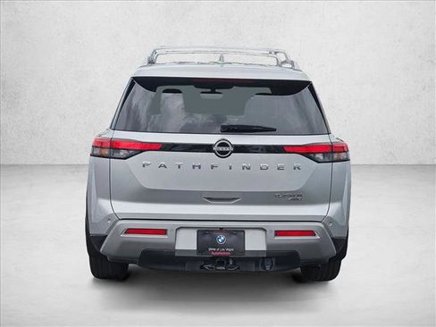 Used 2022 Nissan Pathfinder Platinum w/ Cargo Package AWD/4WD image 7