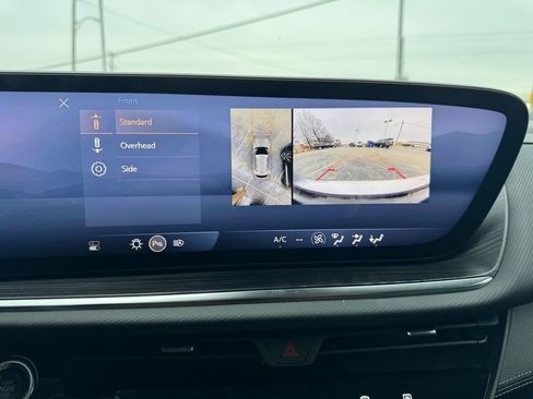 Used 2024 Buick Envision Preferred image 23