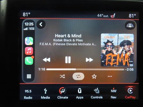 Used 2018 RAM 1500 Sport image 23