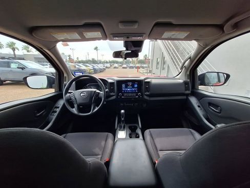 Certified 2022 Nissan Frontier S RWD image 11