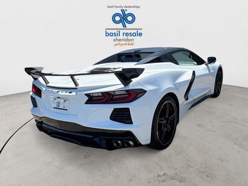 Used 2022 Chevrolet Corvette Stingray Premium Conv w/ Z51 Performance Package RWD image 7