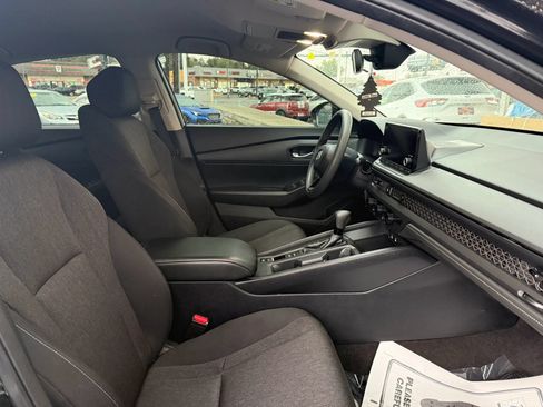 Used 2024 Honda Accord LX image 15
