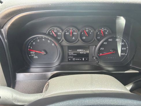 Used 2021 Chevrolet Silverado 1500 Custom Trail Boss AWD/4WD image 8