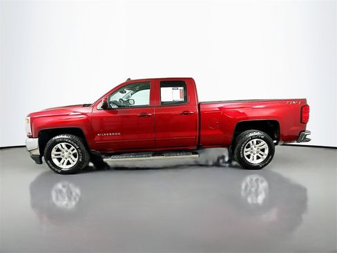 Used 2018 Chevrolet Silverado 1500 LT w/ All Star Edition image 5