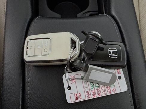 Used 2016 Honda Civic EX-L image 21