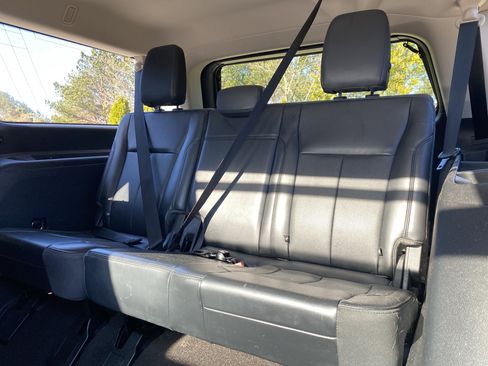 Used 2022 Ford Expedition Max XLT image 9