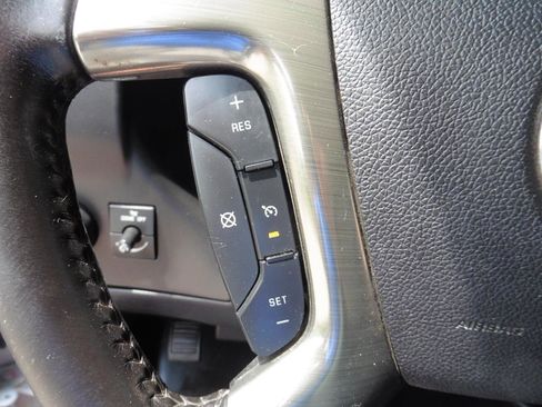 Used 2019 Chevrolet Express 2500 w/ Driver Convenience Package RWD image 8
