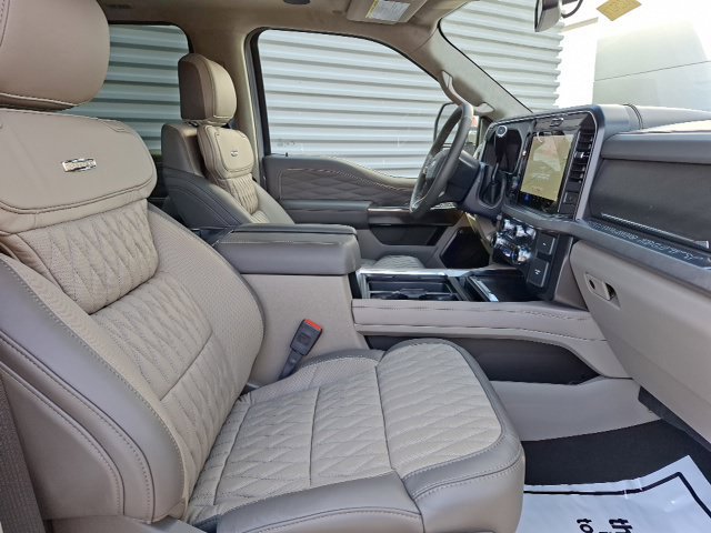 New 2027 Ford F250 Platinum w/ Platinum Plus Package AWD/4WD image 35