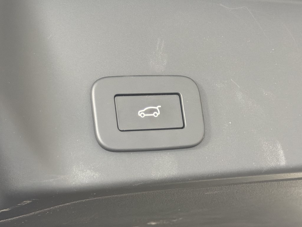 Used 2025 Land Rover Range Rover Evoque S AWD/4WD image 9