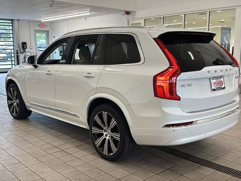 Used 2023 Volvo XC90 B6 Ultimate w/ Lounge Package AWD/4WD image 7