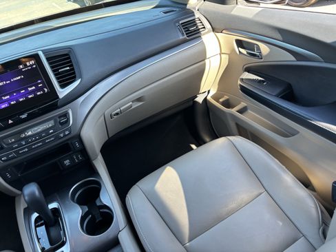Used 2017 Honda Pilot EX-L image 14