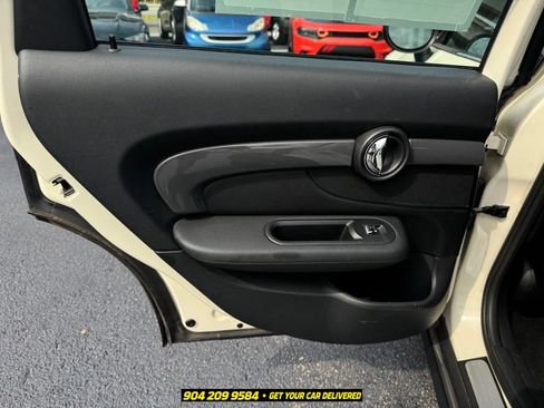 Used 2018 MINI Cooper Clubman S FWD image 25