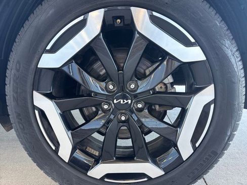 Used 2025 Kia Telluride S AWD/4WD image 5
